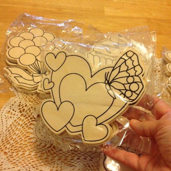 Thin Cut Outs - 53 pieces - Class crafts projects, art, teacher resources - Picture 5 of 9